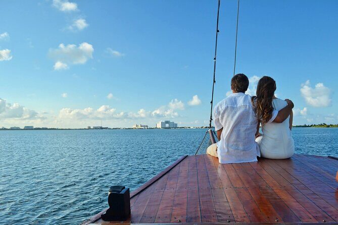 Romantic Lobster Dinner at Cancun (Sunset & Night) (2x1) - Frequently Asked Questions