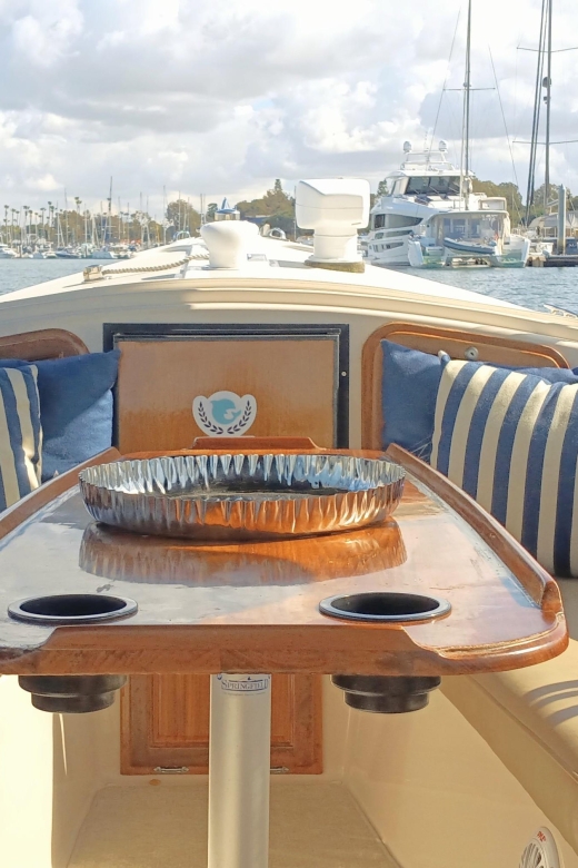 Romantic Luxury Duffy Boat Tour With Wine, Cheese, Sealions - Recap