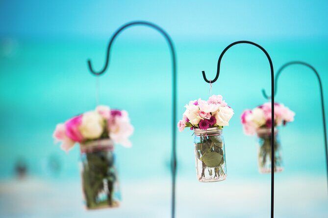 Romantic Oceanfront Beach Wedding in Honolulu - Who Is This Experience Best For?
