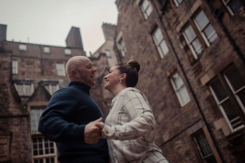 Romantic Photoshoot Experience for Couples in Edinburgh - What’s Included and What’s Not