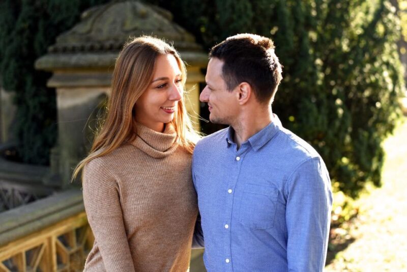 Romantic Photoshoot Experience for Couples in New York - An Authentic New York Moment in a Photoshoot