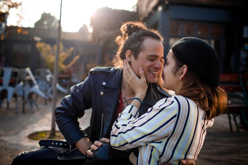 Romantic Photoshoot for Couples in Brisbane - Booking and Communication