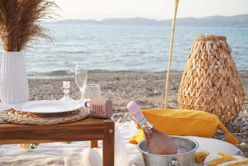 Romantic picnic in Corinth by the sea - FAQs