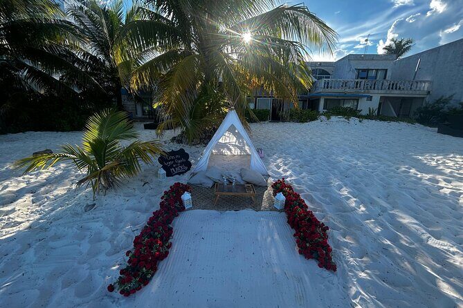 romantic picnic with a view of the caribbean sea - Visualizing the Experience