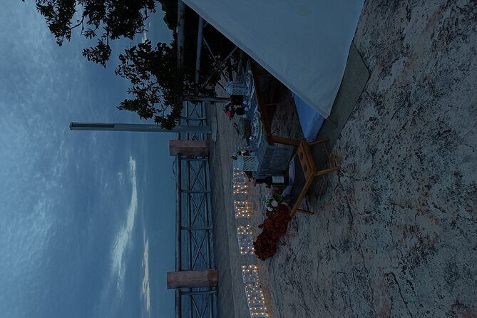 romantic picnic with a view of the caribbean sea - Practicalities and Tips