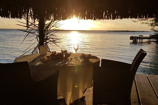 Romantic Private Sunset and Motu Dinner for Two - A Closer Look at the Experience