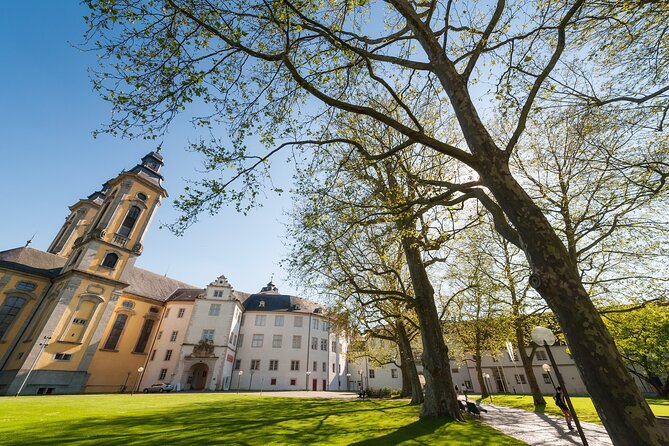 Romantic Road Trip From Bad Mergentheim to Rothenburg/Tauber (Sunday) - Vehicle and Accessibility