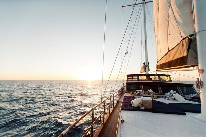 Romantic Sailboat Sunset: Live Music, Premium Bar & Dinner -Cabos - Frequently Asked Questions