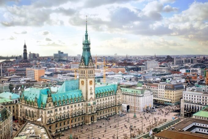 Romantic Strolls of Hamburg: A Couple's Historical Tour - Frequently Asked Questions