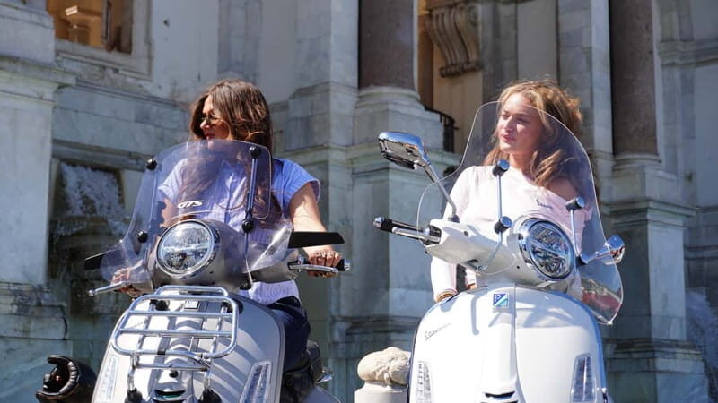 Rome: 1-Hour Vespa Tour as Passenger with Local Guide - What Makes This Vespa Tour Stand Out?