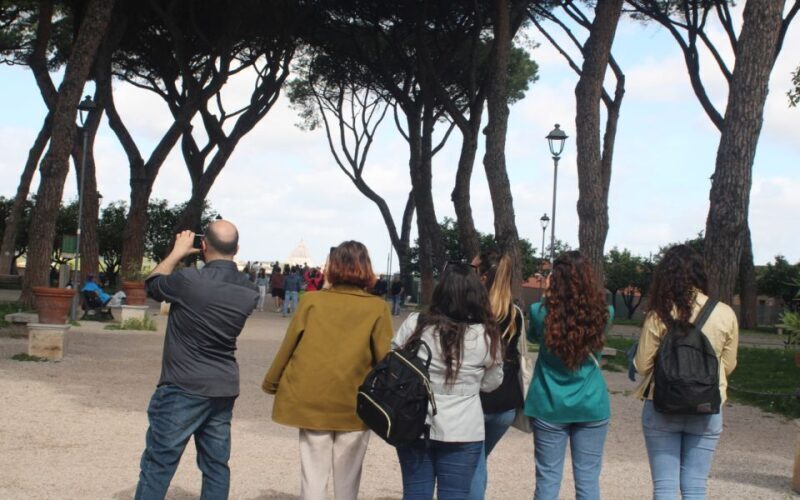 Rome: 3-Hour Panoramic Luxury Golf Cart Tour - What Sets This Tour Apart