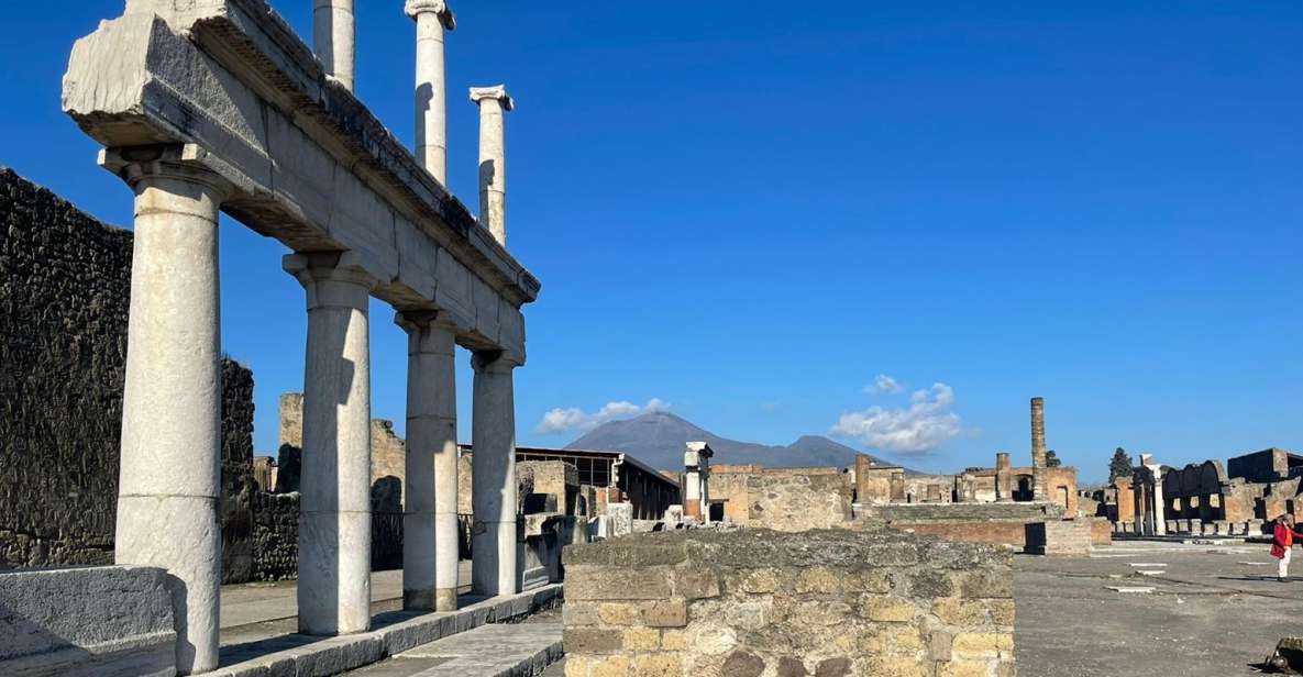 Rome: Amalfi Coast and Pompeii Day Tour - Discovering Roman Customs