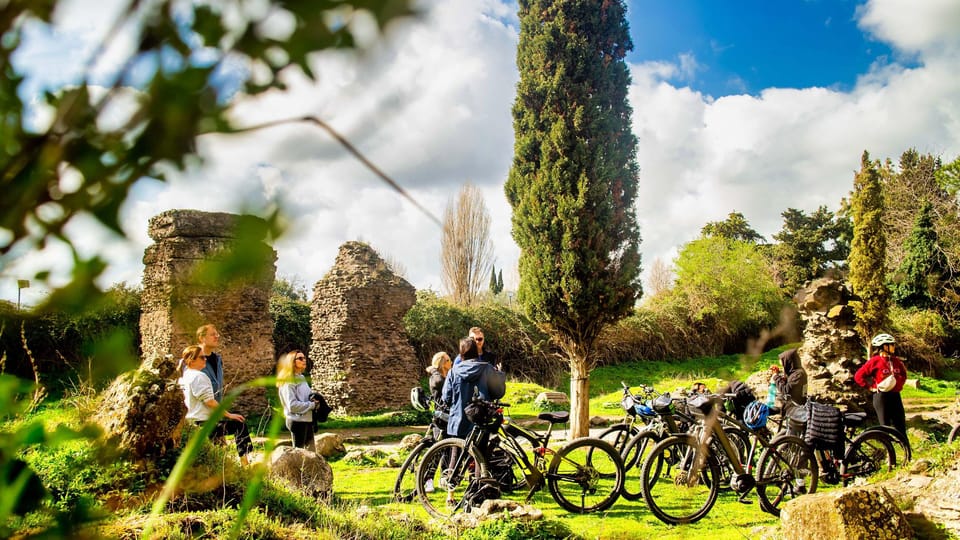 Rome: Appian Way Aqueducts E-Bike Tour & Optional Catacombs - Detailed Itinerary