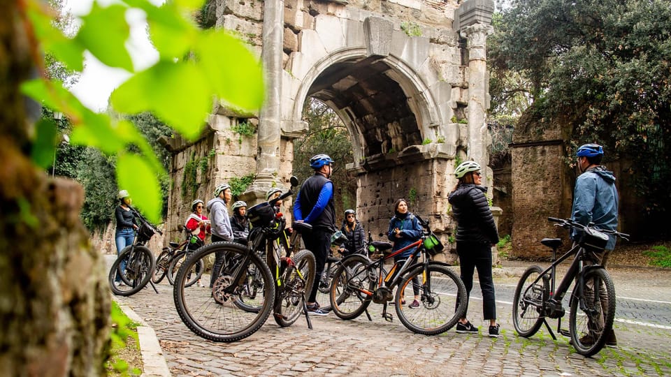 Rome: Appian Way Aqueducts E-Bike Tour & Optional Catacombs - Meeting Point and Tour Logistics