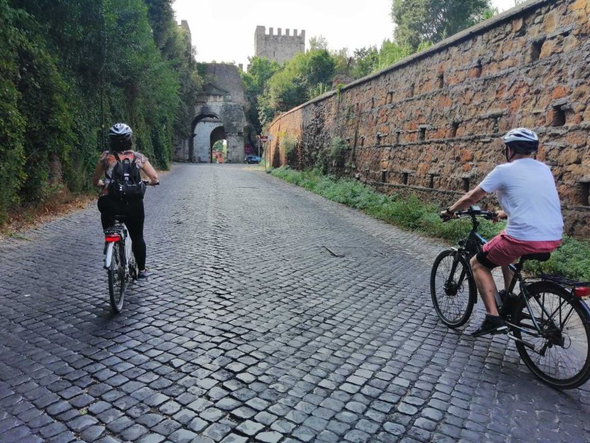 Rome: Appian Way, Catacombs and Aqueducts E-Bike Tour - Tour Experience