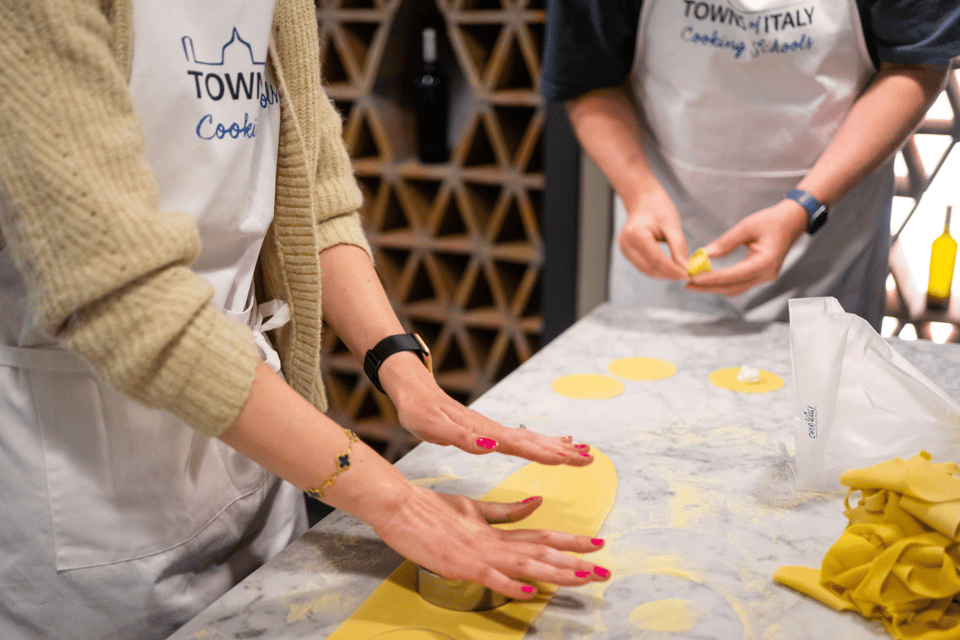 Rome: Authentic Pasta & Gelato Making Experience - Overview of the Experience