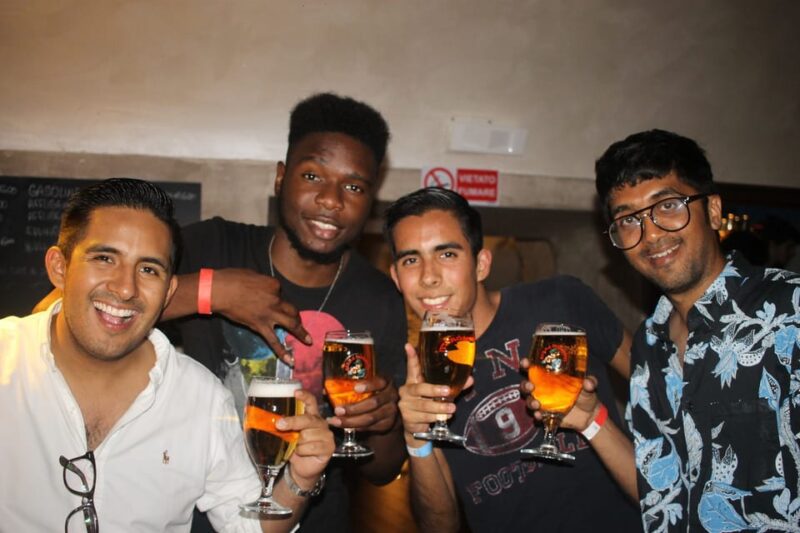 Rome: Bar Hop and Nightlife Tour - Participant Restrictions