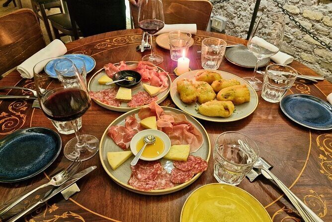 Rome: Caravaggio Experience with light Lunch & Wine Tasting - FAQ