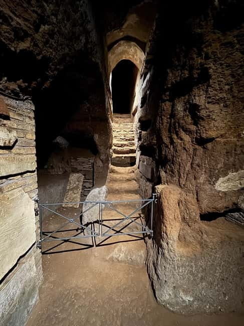 Rome: Catacombs of San Domitilla Guided Tour with Transfers - Who Should Take This Tour?
