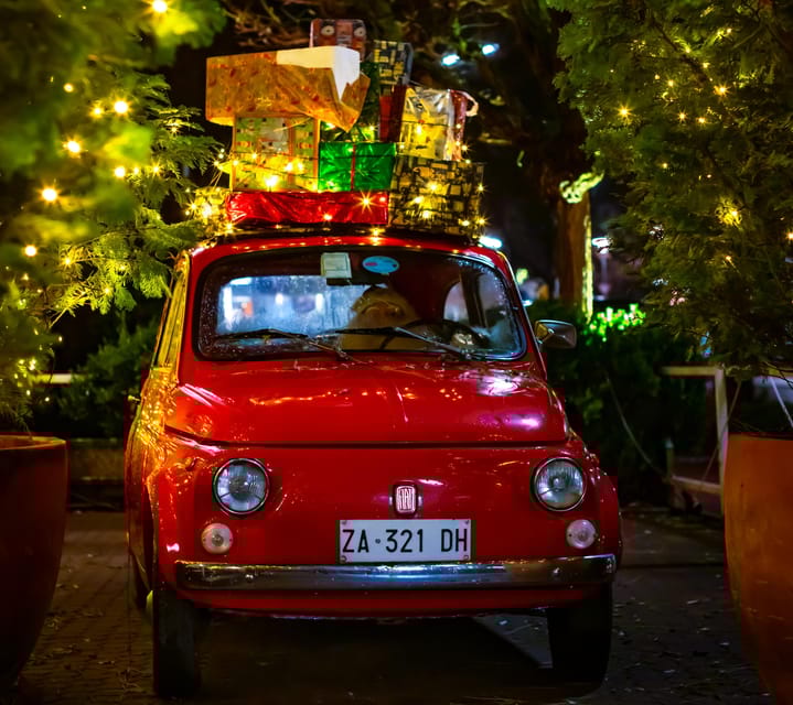Rome: Christmas Lights Walking Tour - Learning About Roman Holiday Customs