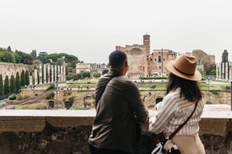 Rome: Colosseum, Palatine Hill & Roman Forum Guided Tour - Visiting the Roman Forum