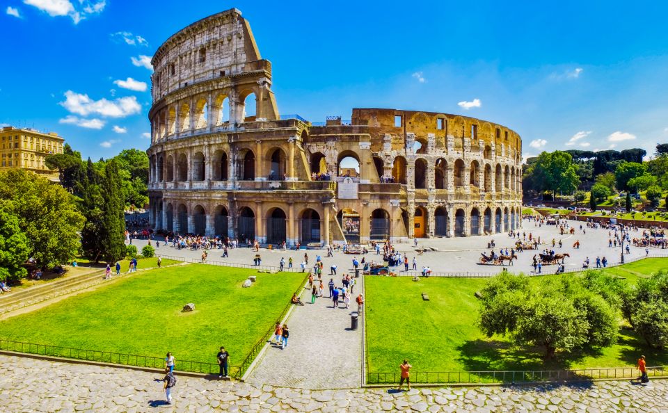 Rome: Colosseum, Roman Forum & Palatine Hill Tour - Discovering Palatine Hill