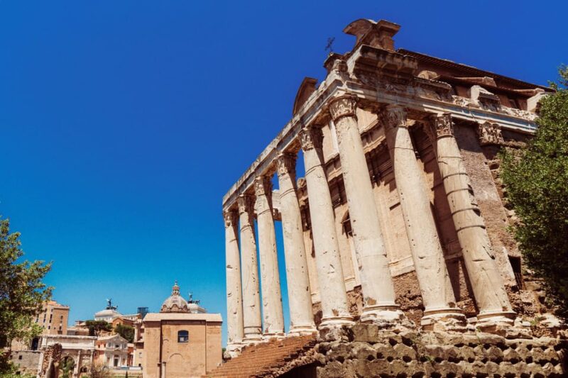 Rome: Colosseum, Roman Fourm & Palatine Hill With Audio App - Exploring the Colosseum