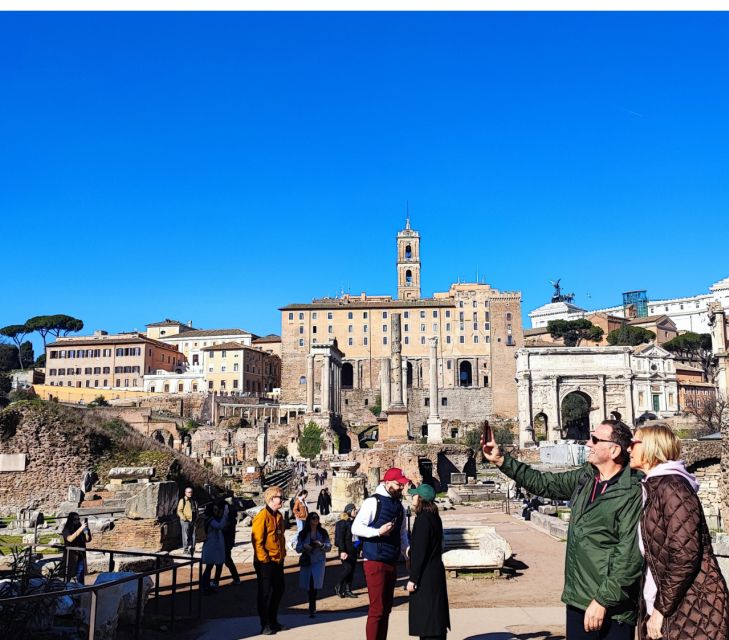 Rome: Colosseum Small-Group Tour Full Experience - Exploring the Colosseum