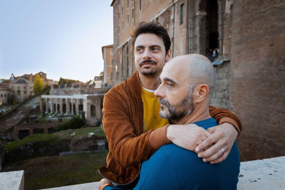 Rome: Couple Photoshoot Experience LGBTQ+ Friendly - Customization Options