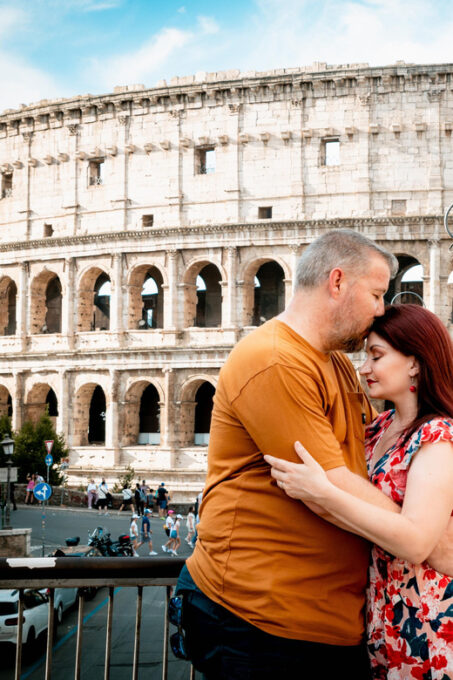 Rome: Custom Photoshoot Outside the Colosseum - Professional Photographers Expertise
