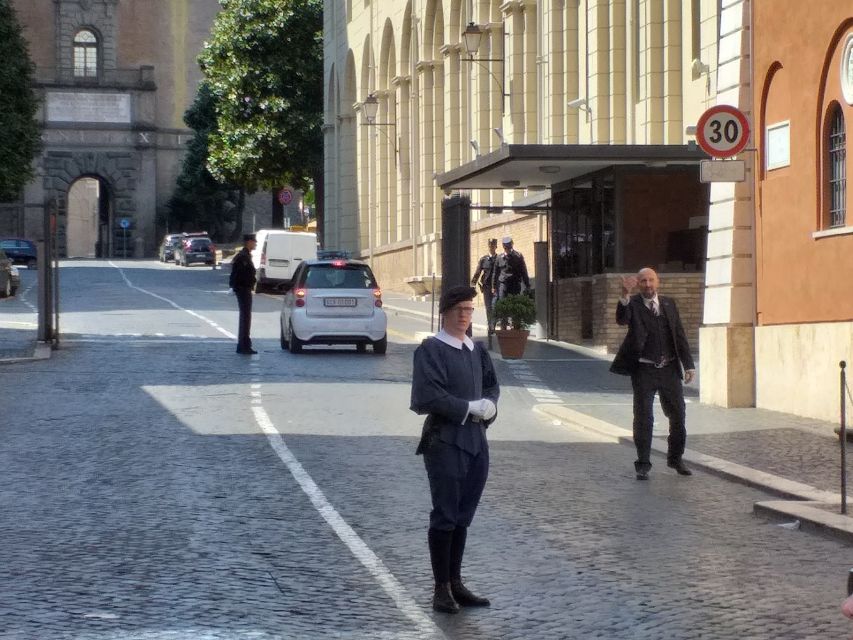 Rome: Early Morning Small-Group Vatican Tour With Pickup - Key Details