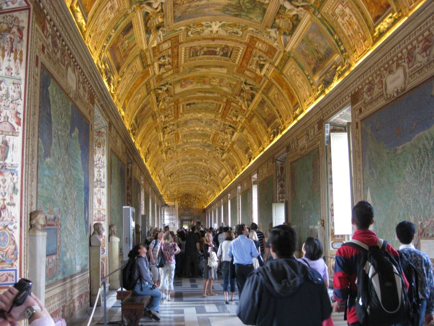 Rome: Early Morning Small-Group Vatican Tour With Pickup - Early Morning Pickup