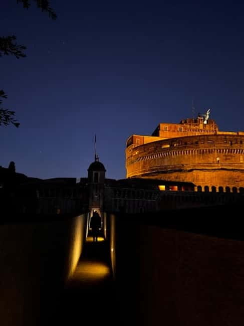 Rome: Evening Guided Tour of Passetto di Borgo - Who Will Love This Tour