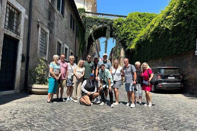 Rome: Exclusive 6 hour sightseeing tour in Golf cart for Cruisers - FAQs