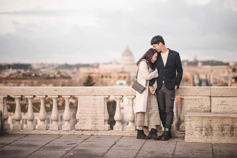 Rome: Federico Fellini's Photo Walk with Professional Photos - A Walk Through Rome with a Cinematic Twist  