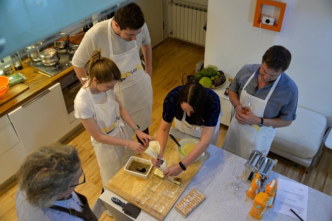 Rome: Fresh Pasta Wokshop and Meal With a Local - Whats Included in the Class