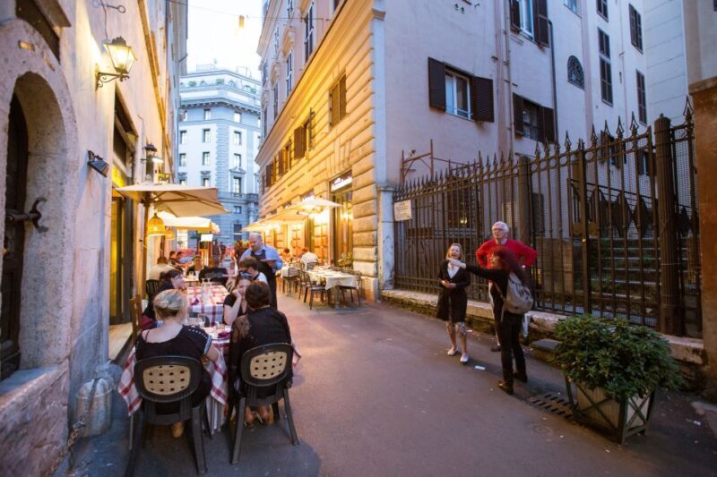 Rome: Guided City Center Evening Sightseeing Walking Tour - What to Expect in Terms of Experience