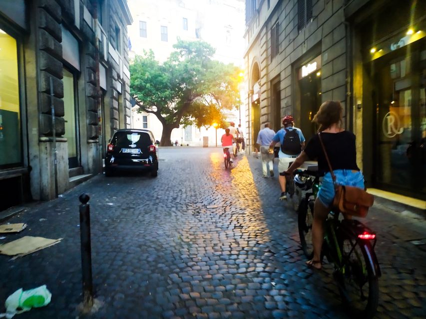Rome :Guided Night E-Bike Tour With Typical Ice-Cream - Key Points