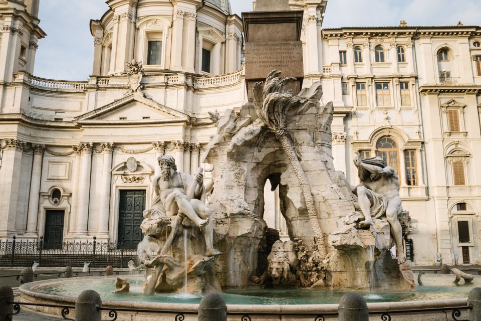 Rome Highlights: Fountains, Squares and More - Tossing a Coin