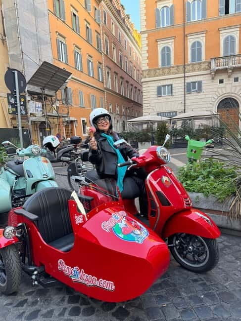 Rome in Vespa: Private Sidecar Sightseeing Tour with Gelato - The Ride: From Trastevere to Trevi Fountain