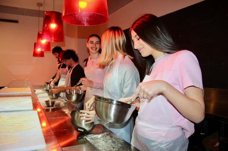 Rome: Lasagna, Fettuccine Pasta & Tiramisu Cooking Class - Key Points
