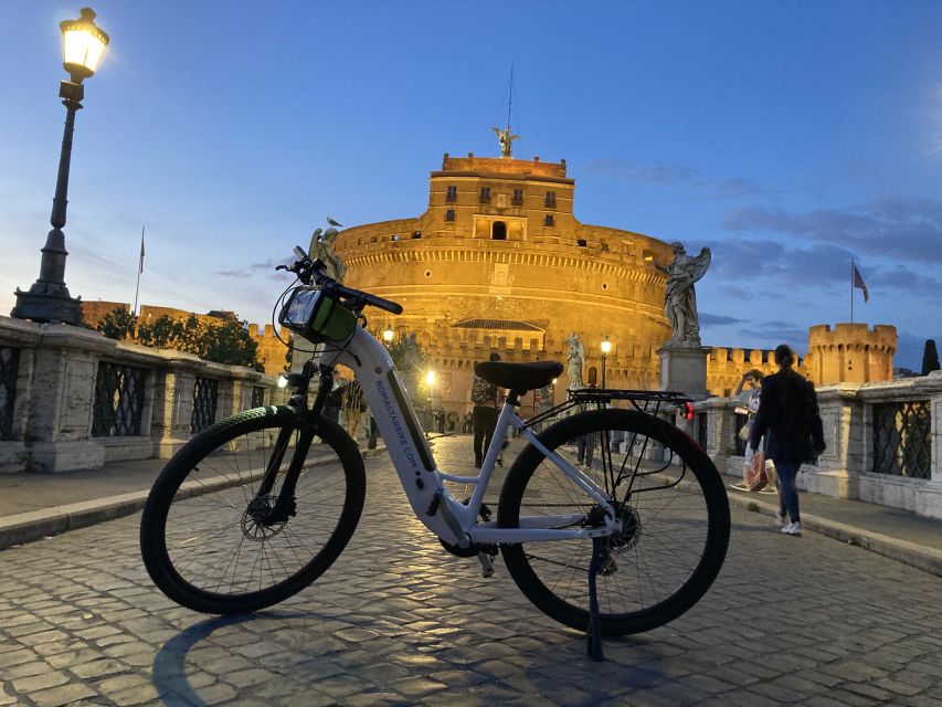 Rome: Night E-Bike Tour With Pizza Option - Exploring the City at Night
