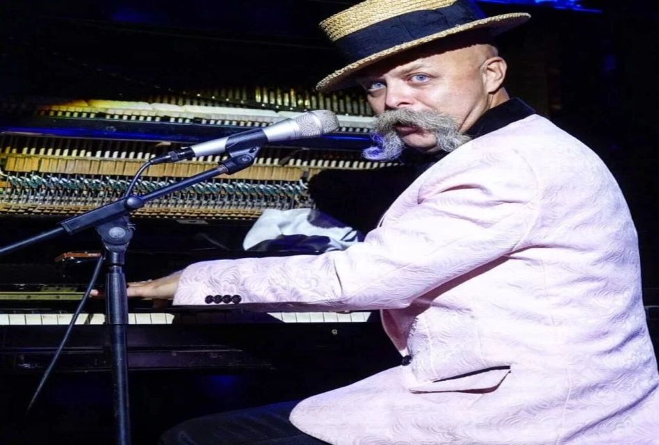 Rome: Night Life Walking Tour and Burlesque Show Entry - Itinerary Highlights