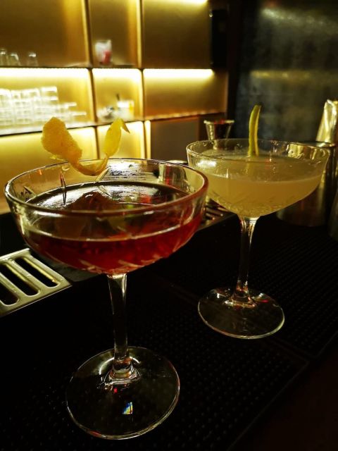 Rome: Night Life Walking Tour and Burlesque Show Entry - Tour Benefits and Inclusions