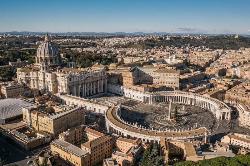Rome: Pantheon Skip-the-Line & Hop-on Hop-off Bus Tour - Attractions and Comfort
