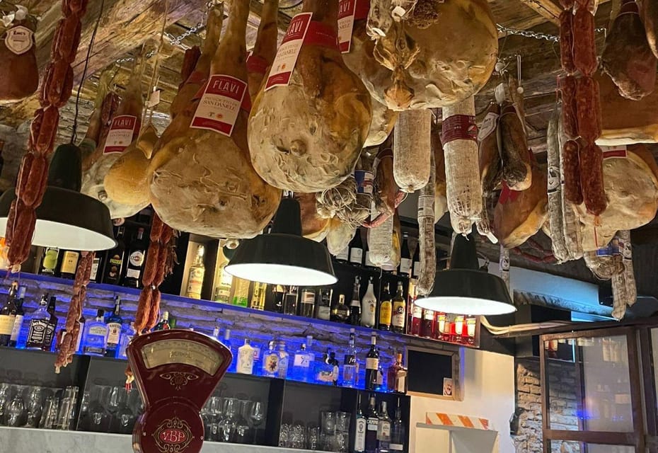 Rome: Pasta and Tiramisu Perfection Class W/Wine & Dessert - Sip on Prosecco and Wine