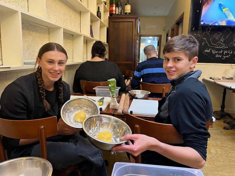 Rome: Pasta Cooking Class with Wine, Coffee, and Limoncello - Key Points