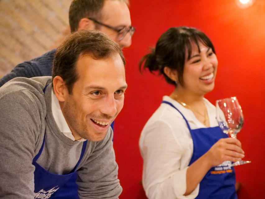 Rome: Pasta Making Class & Wine Tasting in a Trasteve Villa - Wine Tasting