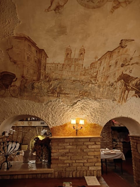 Rome: Pasta & Tiramisu Cooking Class Near the Spanish Steps - Venue and Atmosphere