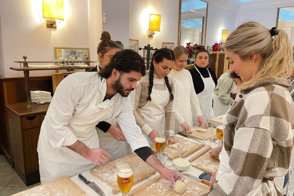 Rome: Piazza Navona Fettucine Pasta-Making Cooking Class - Key Points